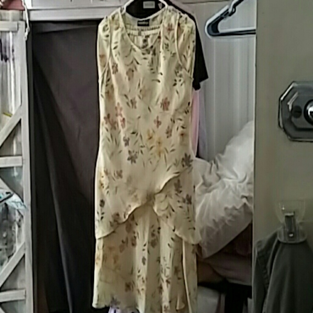 Two-piece spring dress